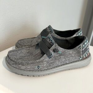 Aztec Womens Hey Dudes size 7